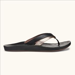 Olukai Kaekae Leather beach sandals